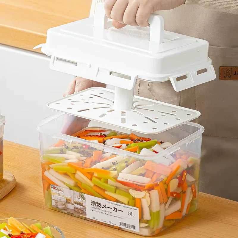 4/5L Pickle Jar with Press Plate Leakproof Kitchen Organizer Bins For Gherkin Sauerkraut Olive And Kimchi Storage Container Y251126