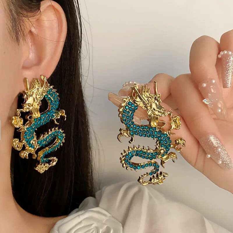 Inlaid Rhinestone Dragon For Women Vintage Ancient Fashion Drop Earrings Statement Jewelry Wholesale