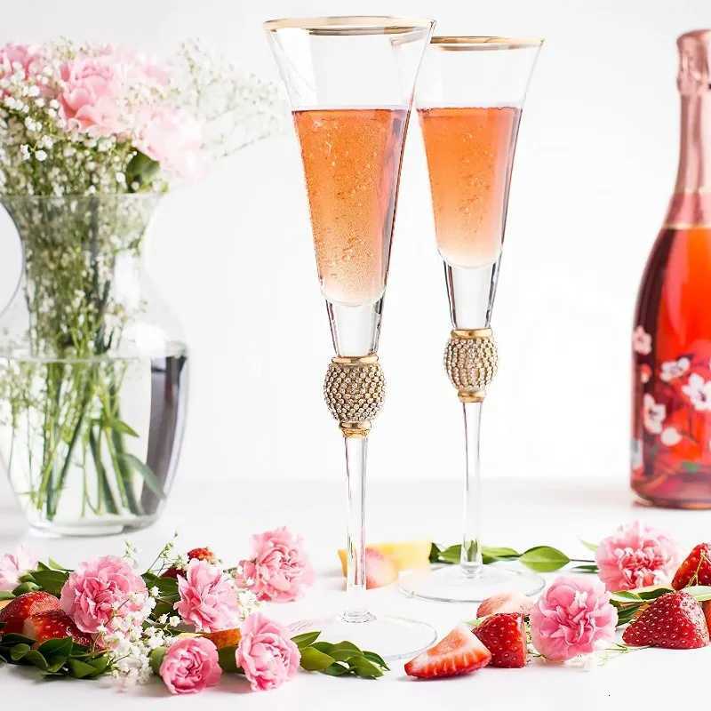 2Pcs Crystal Gold Rimmed Wine Glasses Set Elegant Rhinestone Diamond Decorative Long Stem Champagne Flutes Cocktail Glass Gifts C251126