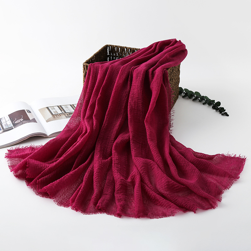 K527 New autumn and winter scarf foreign trade creative solid color cotton and linen scarf couple literary retro silk scarf tassel scarf wholesale