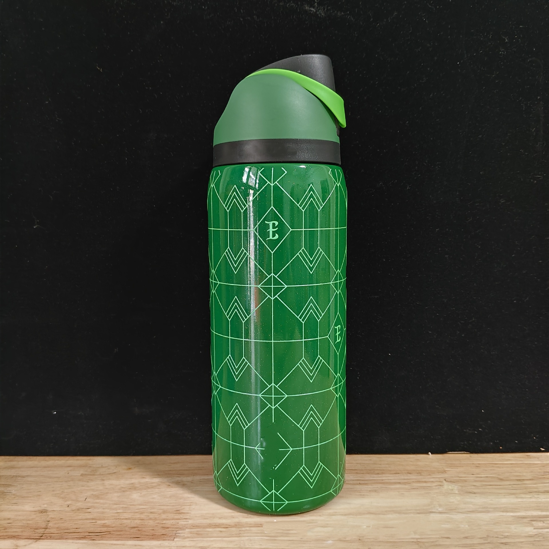New Water Bottles 32oz Insulated Stainless Steel Tumblers With Flip Straw Giltter Shiny Sports Travel Car Mugs Outdoor Large Drinking Cups