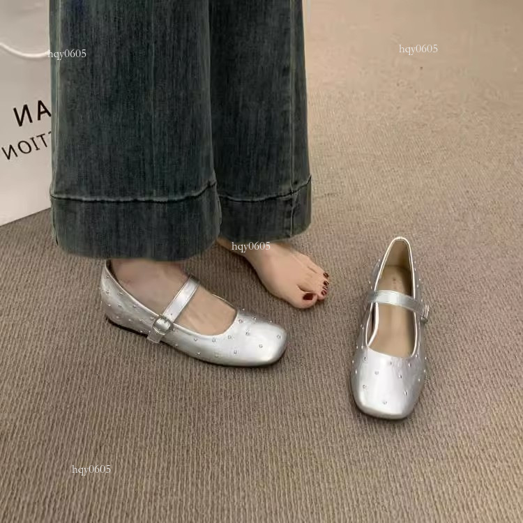 Top brand, high-quality new product designer, new 2025 spring Korean ballet troupe, rivet square toe flat bottomed single button high rise shoes, fash