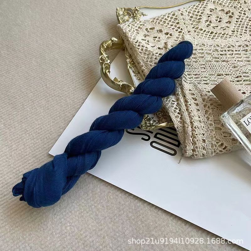 K530 Foreign trade cotton and linen scarf color matching twisted wrinkled scarf women's thin silk scarf pleated scarf versatile solid color shawl