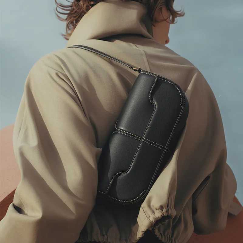 Ladies Luxurious An… - image