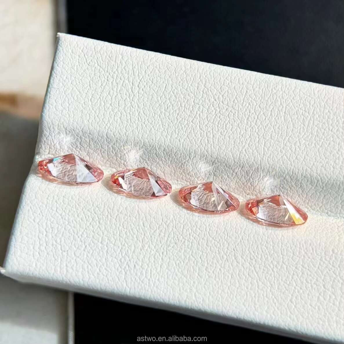 Factory Price Lab Grown Diamond VVS VS1 HPHT CVD Colored Carat IGI GIA Certified Loose Lab Diamond Oval