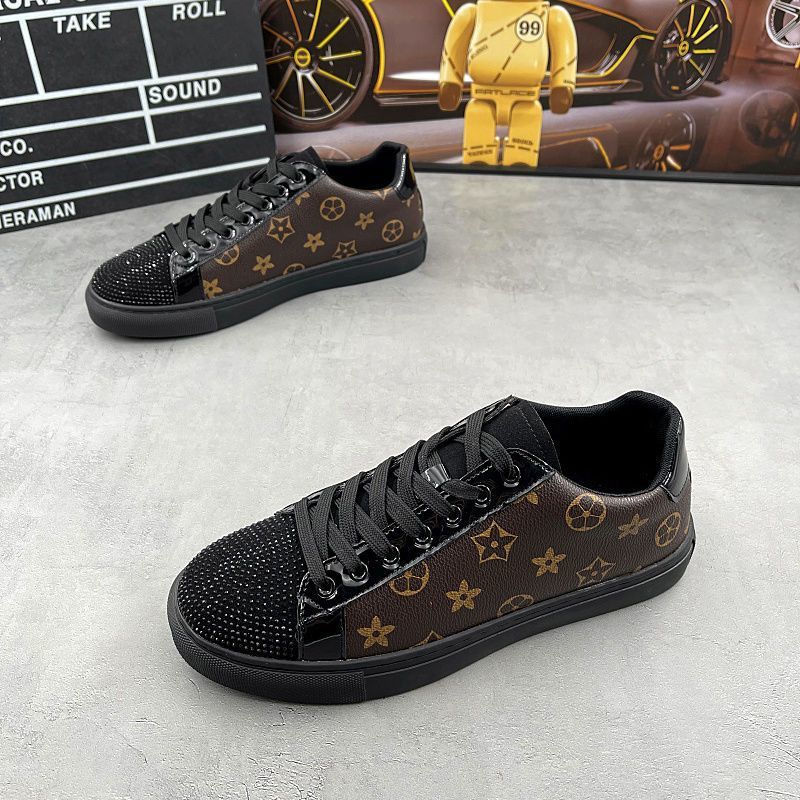 Free shipping designer shoes Versatile classic fashionable breathable soft-soled leather low-top casual sneakers for mens size 38-44