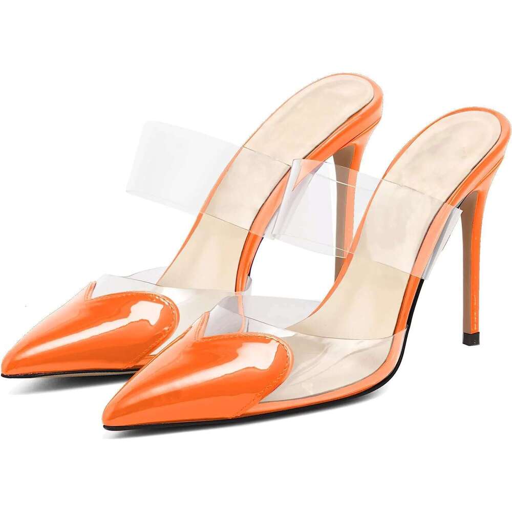 Summer new pointed heart-shaped patent leather transparent PVC fashion slippers sto-heeled banquet dress large size women sandal