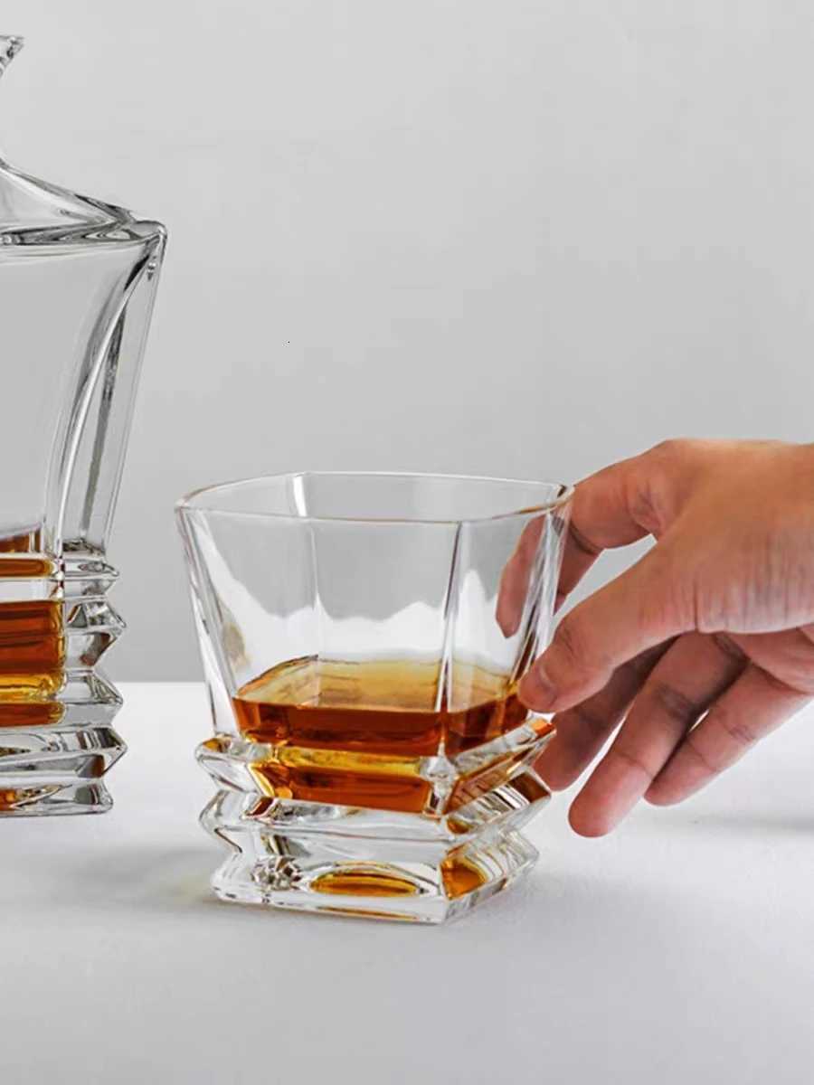 Whiskey Glass Cigar Holder Home Glass Bar Beer Glass Wine Glass European Creative Drinking Glasses C251126