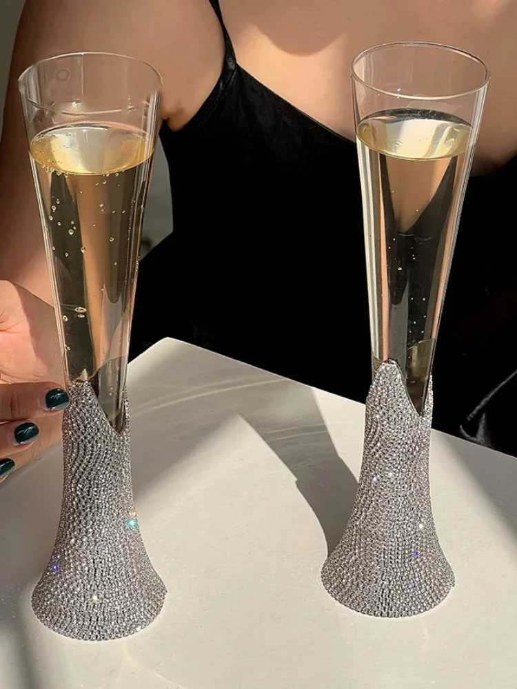 Diamond Womens Champagne mug Set with Diamond Crystal Glass High Leg Wine Cup Drink Cup Gift Wine Glass Beautiful Cups 150ml C251126