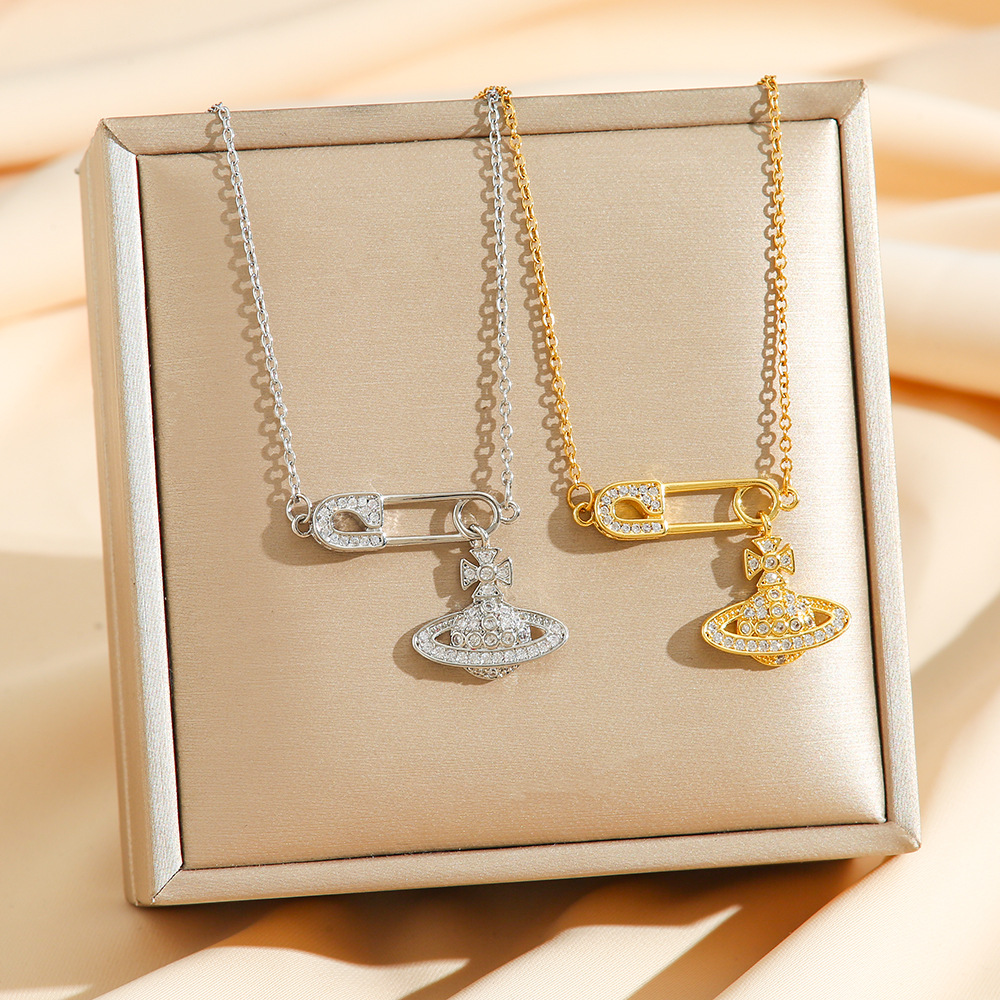 Fashionable Micro Inlaid With Diamonds Saturn Pins Titanium Steel Necklace Womens Light Luxury Style Design Sense Planet Collarbone Chain