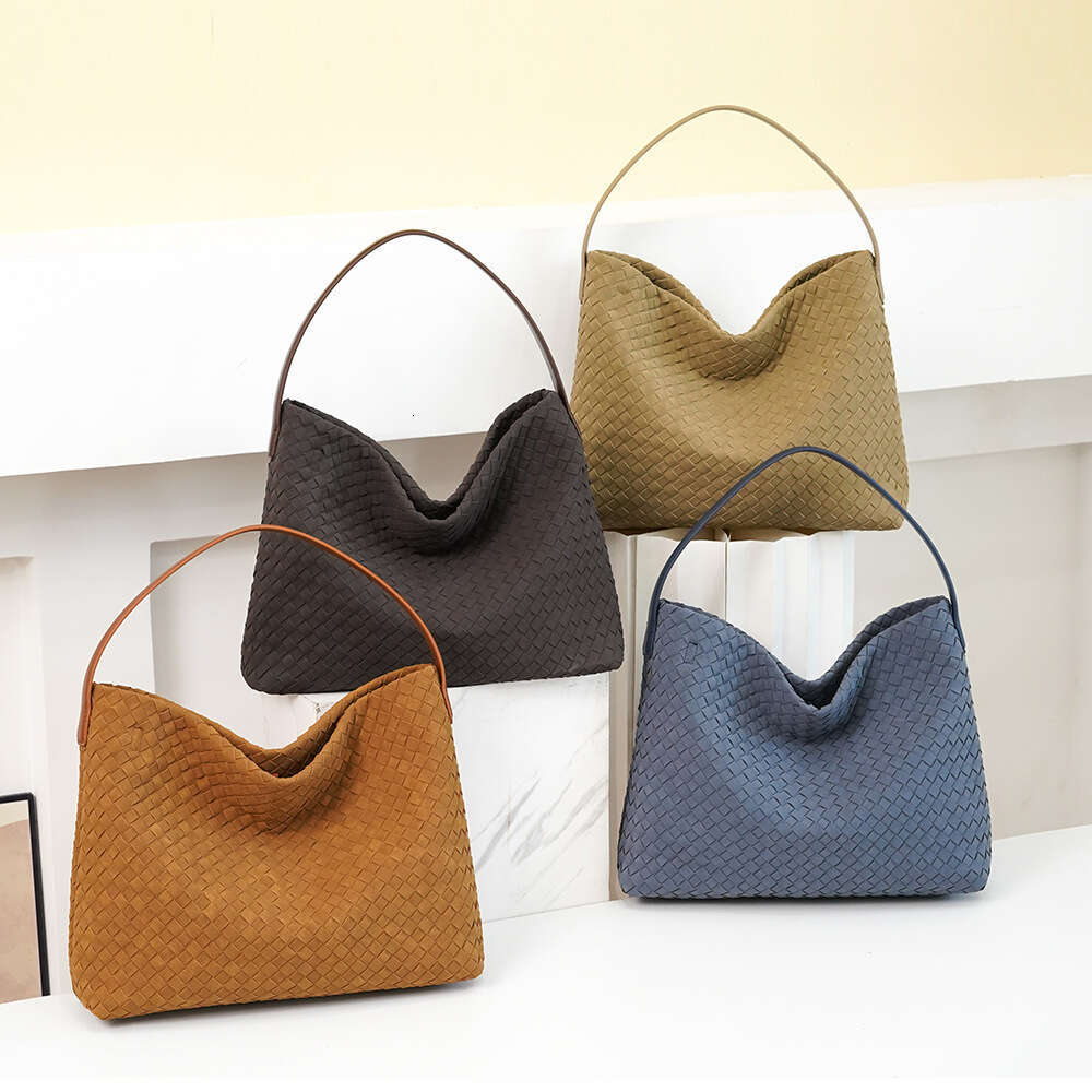 Handwoven New Autumn Winter Matte Women High-end Fashion Shoulder Large Capacity Commuter Tote Bag 1309
