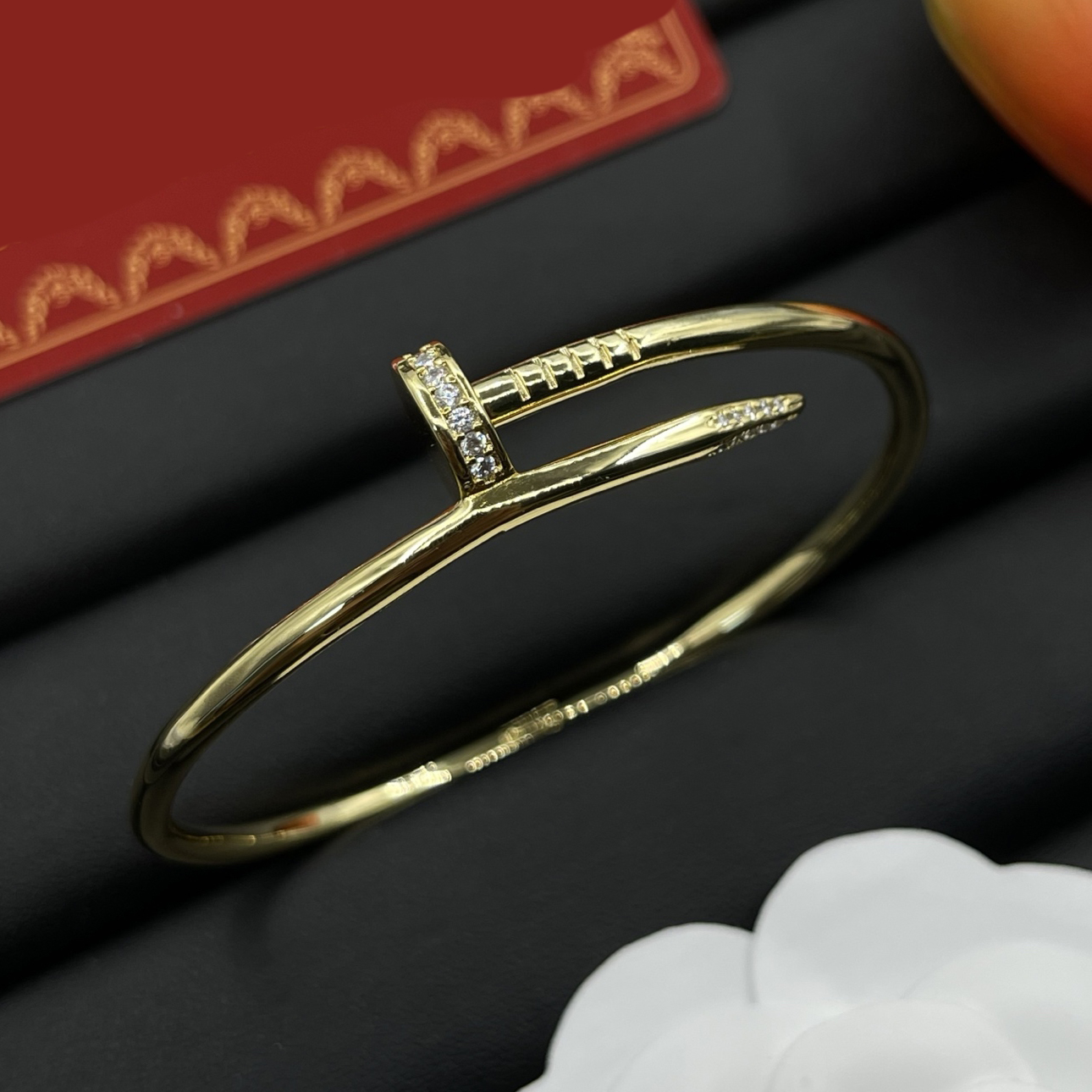 Bangle Bracelet Designer Bracelet Luxury High Quality Designer Jewelry Diamond Studded Bracelet Golden Women Men Exquisite Shiny Engagement Wedding Party AA