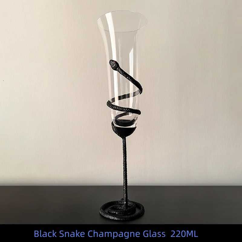 Black /Sliver Snake Champagne Glass Branch Snake Wine Goblet Glass Creative Gothic Cocktail Glass for Bar Party Gift C251126