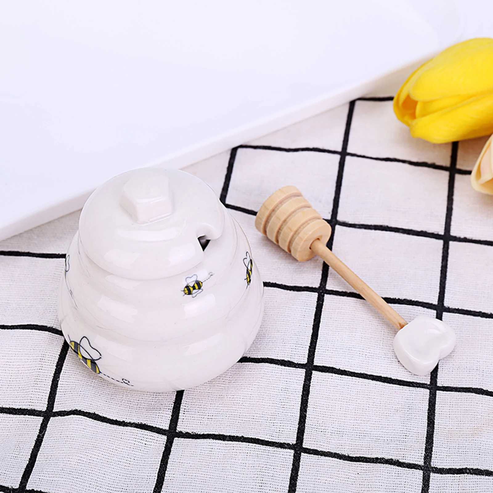 Porcelain Honey Pot with Lid Storage Containers Accessory Multifunctional Food Dispenser for party Decor Spices Coffee Y251126