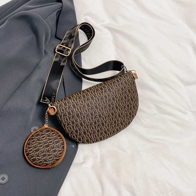 Stylish Letter Printed PU Leather Fanny Packs For Women 2024 Fashion Waist Bag Female Wide Strap Crossbody Bag Ladies Chest PackT251126