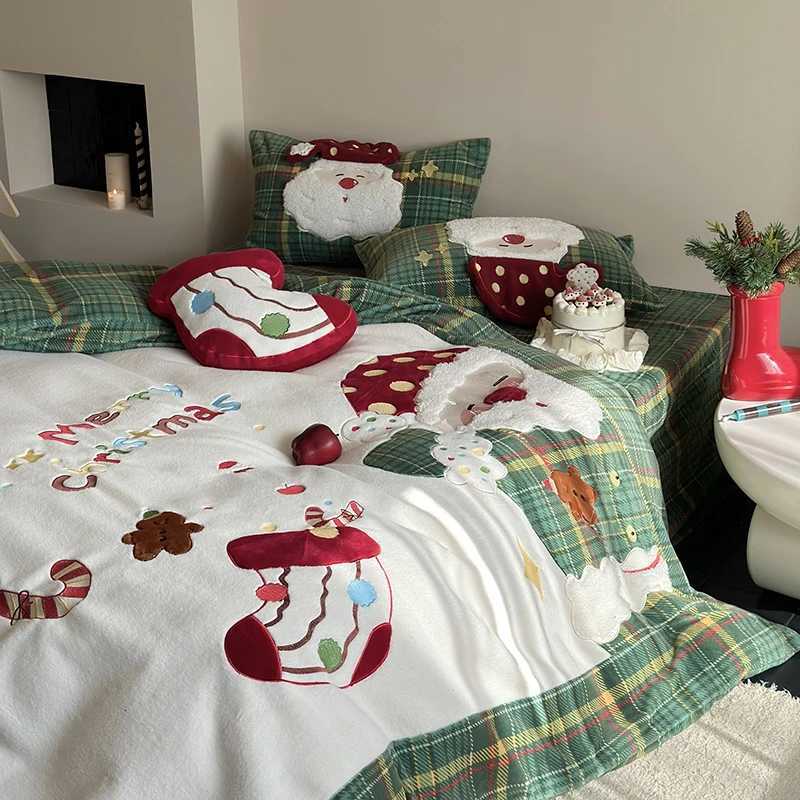 Christmas 3/4Pcs Cute Santa Claus Embroidery Winter Warm Milk Velvet Bedding Set Single Duvet Cover Bed Sheet Pillowcases Christmas Gifts Y251126