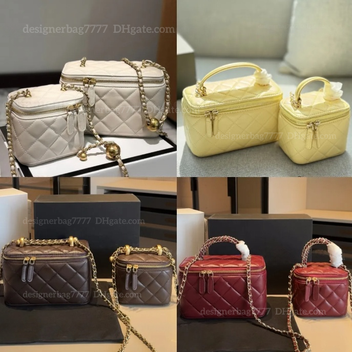 Designer Vanity Bag with Mirror designer bag Cosmetic Bags with Chain Strap Crossbody Bag High Quality Leather Bag Womens Makeup bag Small Handbag