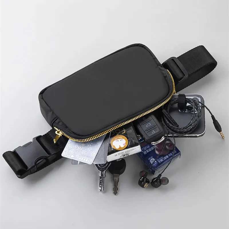 Fashion Casual Men Women Waist Bag Waterproof Portable Pack Zipper Chest Bag Outdoor Sports Crossbody Bag Travel Belt BagT251126