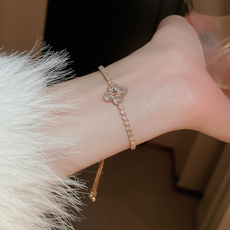 Real Gold Plated Flower Zircon Pull-out Personality Fashion Elegant Light Luxury High-end Bracelet Wholesale - view 3