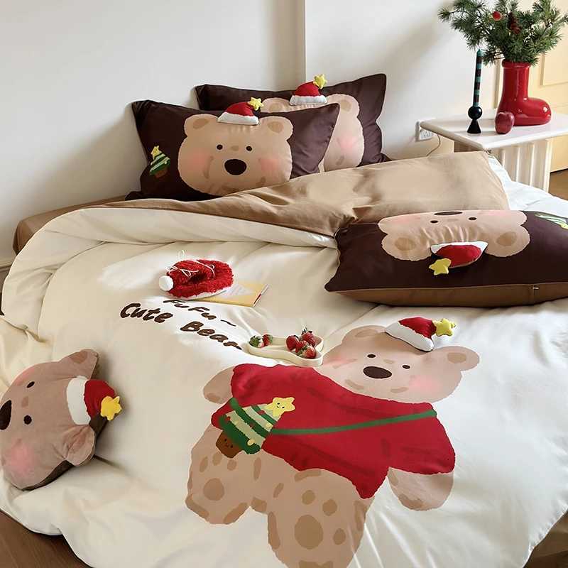 Christmas Cute Cartoon Christmas Bear Child Bedding Set Single Queen King Size Egyptian Cotton Brushed Duvet Cover Bed Sheet Pillowcases Y251126
