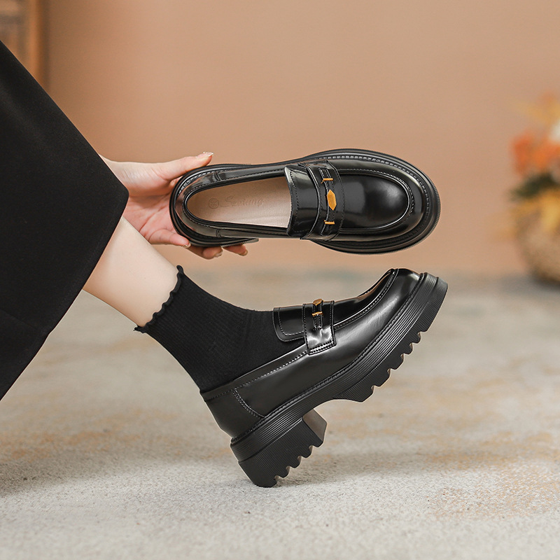 designer women new outdoor black shoes casual and fashionable leather thick-soled versatile shoes black