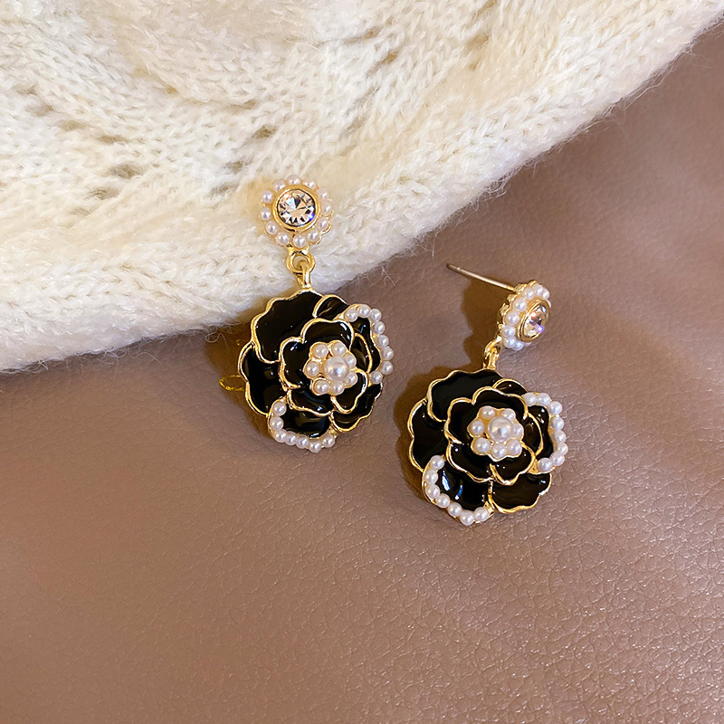 Silver Needle Pearl Inlaid Diamond Oil Drop Camellia French Retro High-end Niche Versatile Stud Earrings Wholesale - view 6