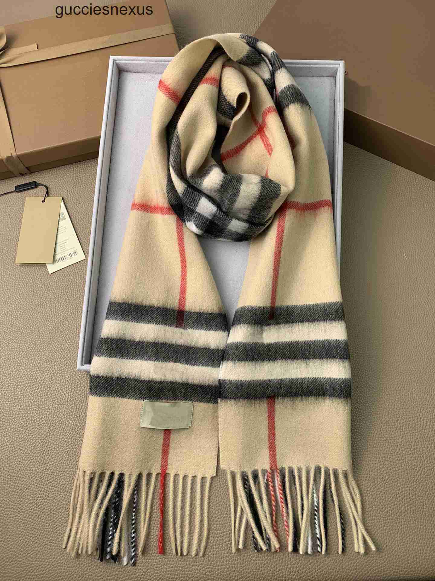 Designer scarf Brand cashmere scarves Winter men and women long scarf fashion classic large plaid cape burberriness burbrery burberrry burbery burrberry 4GRN