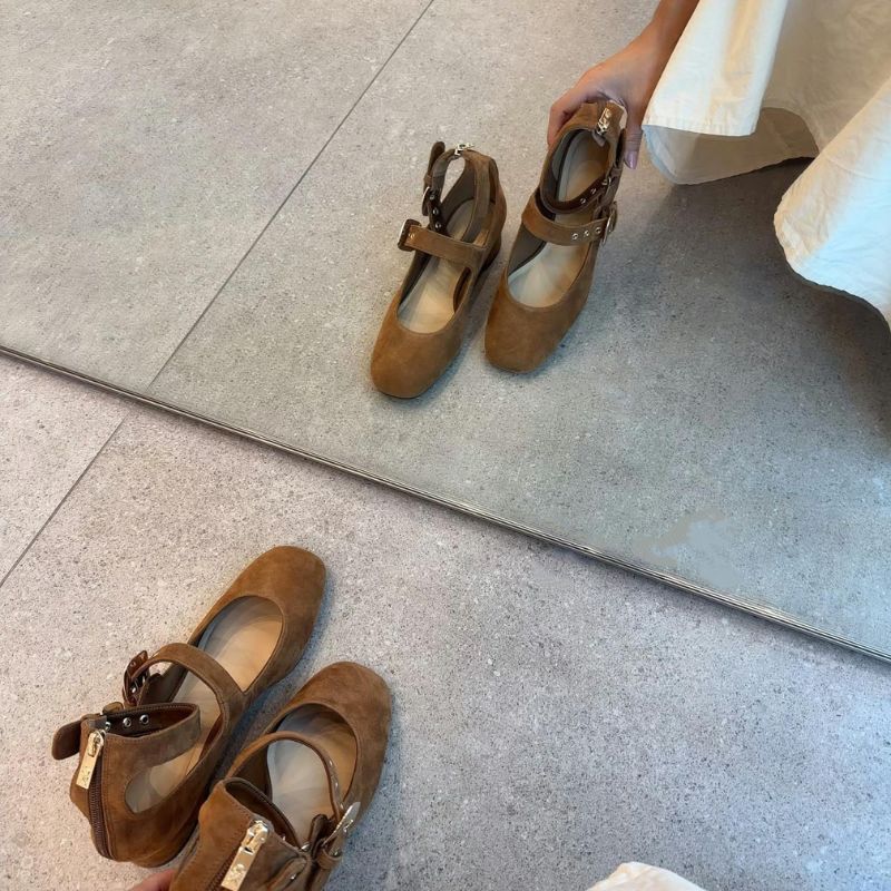 Women's Suede Double Buckle Strap Mary Jane Shoes, Square Toe Block Heel Casual Commute Footwear (Beige/Brown)---168-9