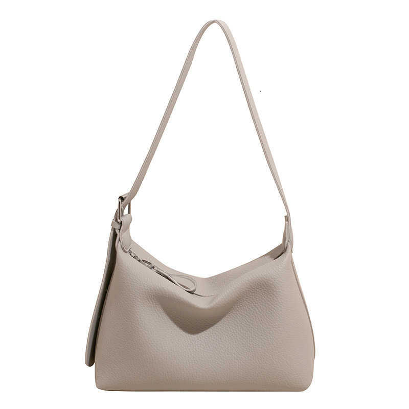 High-end style underarm bag for women, 2025 new model, fashionable and versatile, single shoulder bag, simple design, suitable for work and commuting.