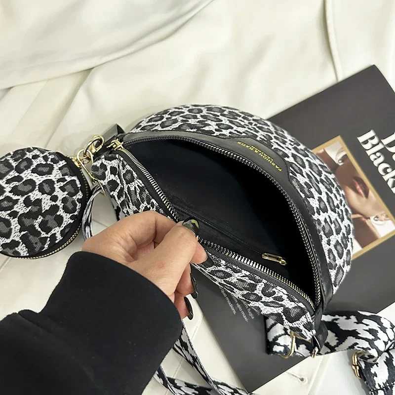 Retro Leopard Print Shoulder Crossbody Bag Casual Chest Pack Coin Purse New PU Woman Fanny Pack Fashion Phone Bag Lady Waist BagT251126