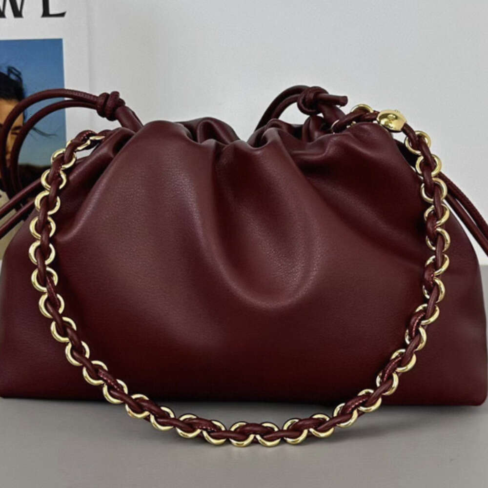 Elegant Genuine Sheep Leather Round Clutch - hot Party Bag with Sier Chain Strap for Night Outs & Special Ocns 420