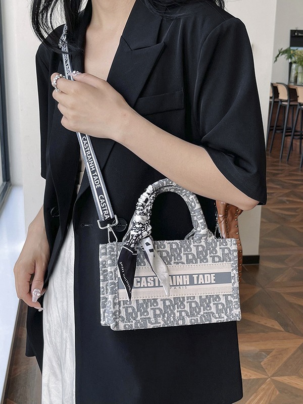2025 Luxury Womens Designer Handbag - Versatile Tote Shoulder Crossbody Bag for Commute, Trendy Office Work & Daily Use