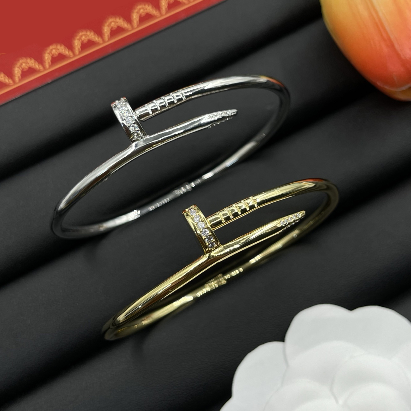 bracelet designer bracelet luxury high quality designer jewelry diamond studded bracelet golden women men exquisite shiny engagement wedding party jewelry box