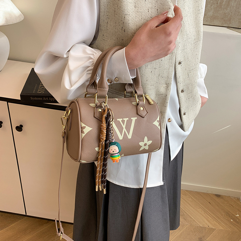 New printed handbag, versatile ins Boston pillow emed mother-daughter bag 2025