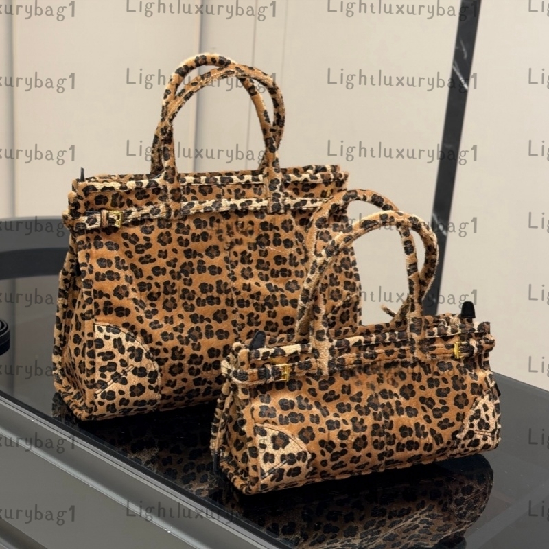 Designer Bonnie Luxury Printed Leather Handbag Women's Fashion Leopard Print Crossbody Bag Classic Mini Rectangular Evening Clutch 251126