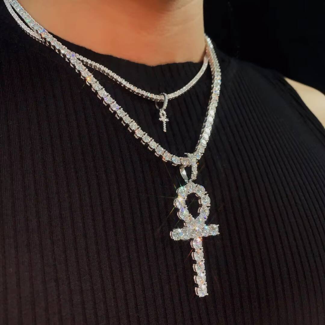 New In-Stock S925 Silver Moissanite Clavicle Pendant Necklace VVS Quality Hip-Hop Fashion for Men and Women