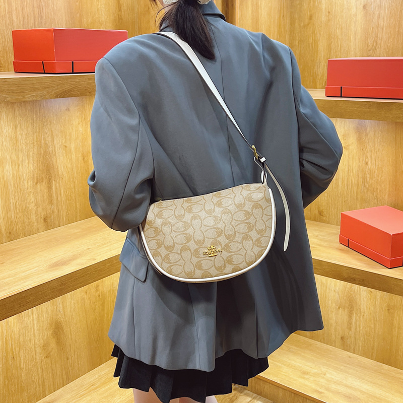 Designer bag free shipping 2025 fashionable temperament high-end texture printed underarm shoulder bag for womens