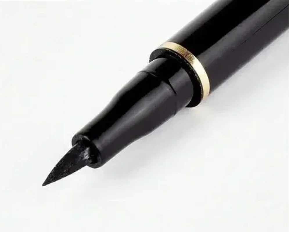 New Waterproof Black Liquid Eyeliner Pencil Big Eyes Makeup Long-lasting Eye Liner Pen Make up Smooth Fast Dry Eye Cosmetic ToolT251126