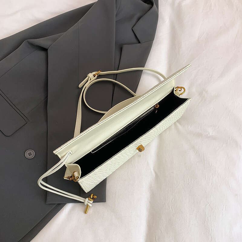 2025 Cross-Border New Woven Baguette Bags Texture Retro Handbag Simple Soft Leather Single Shoulder Crossbody Women's Bag