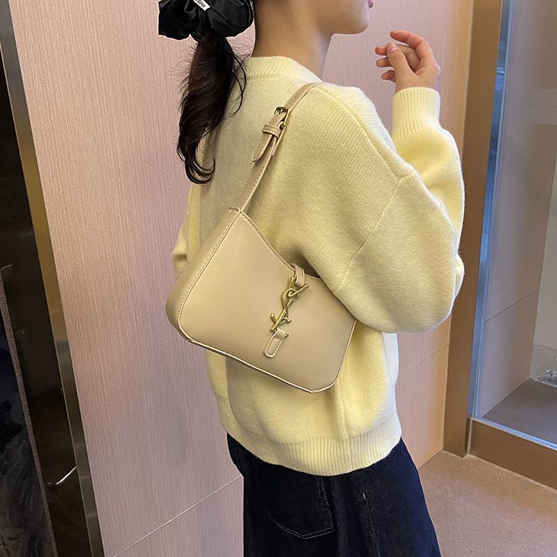 New ladies' embossed silk scarf woven princess bag hand bill shoulder crossbody bag 2025