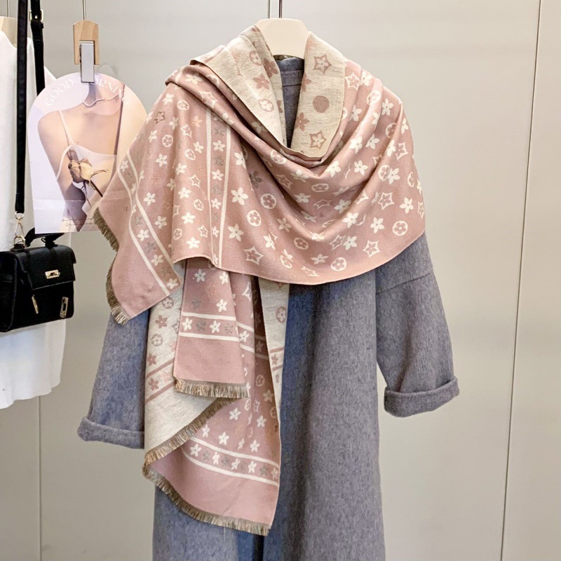 New design Autumn and Winter Double-sided faux cashmere warm scarf for women New Stylish Short beard shawl Long Professional high-end Versatile scarf 
