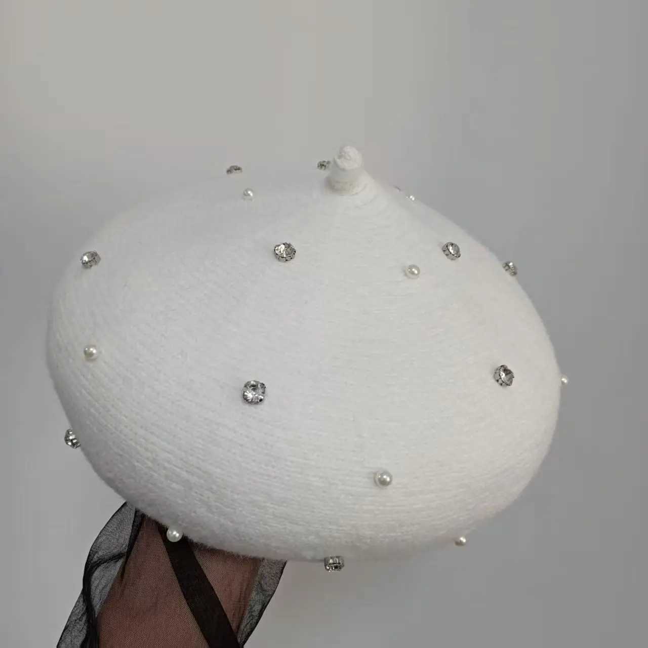 Winter Rhinestone Berets Hat for Women New Wool Woven Thickened Warm Painter Caps Retro Knitted Mushroom Hats for Girl MAXSITI U J251125