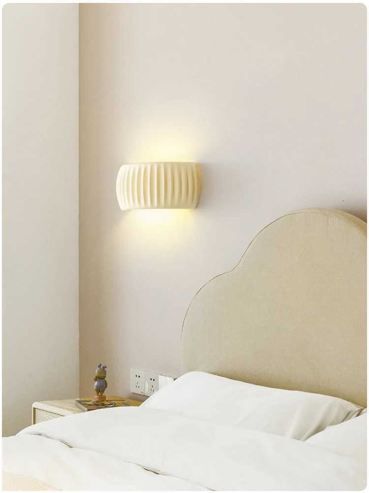 French European Wall Lamp Resin Bedroom Bedside Lamp Corridor Lamp Balcony Living Room Dining Room Simple Modern Wall Lamp M251126