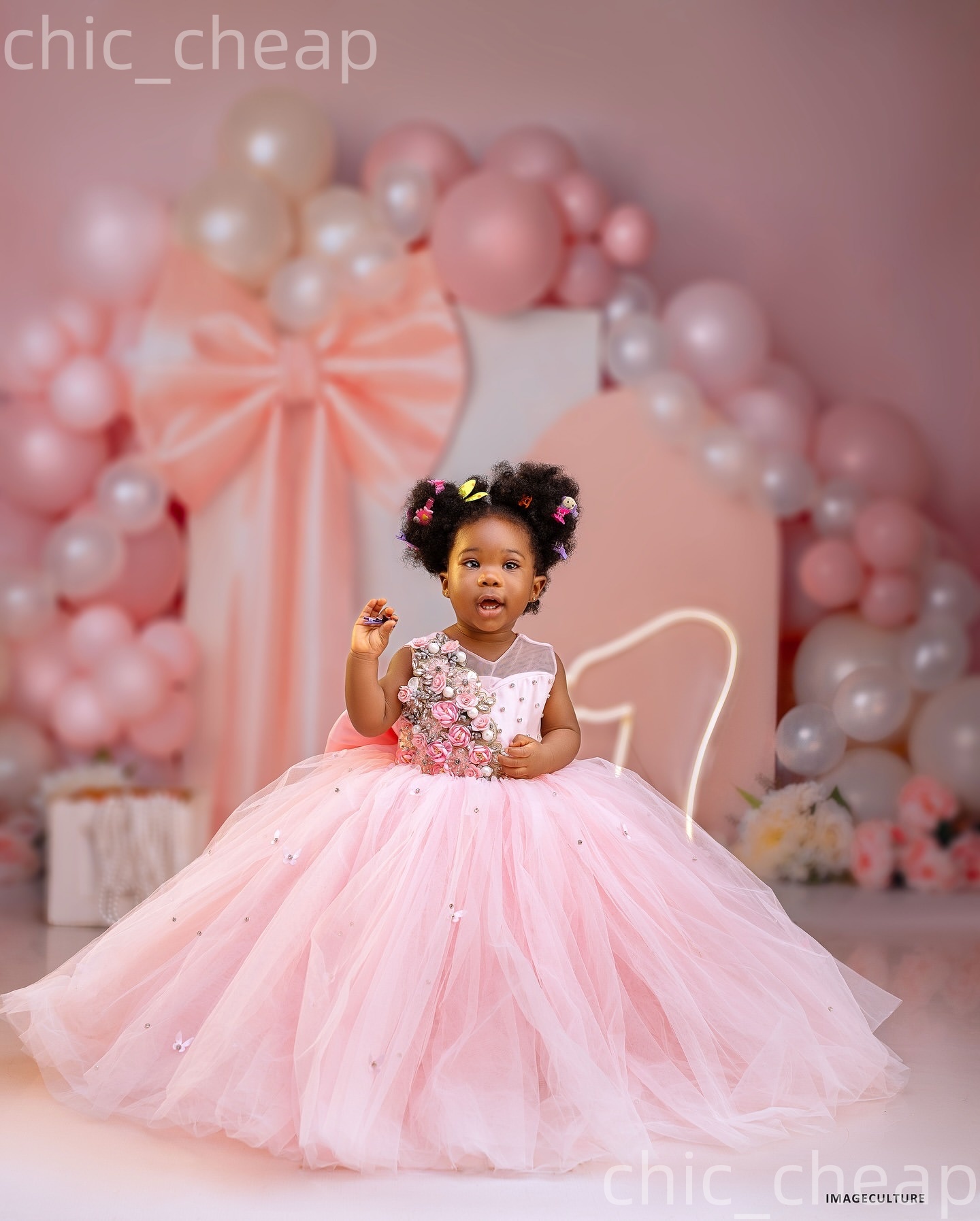 2026 Pink Ball Gown Flower Girl Dresses Sheer Neck Flowers Crystals Tulle Little Girl Christmas Peageant Birthday Christening Tutu Dress Gowns ZJ4275