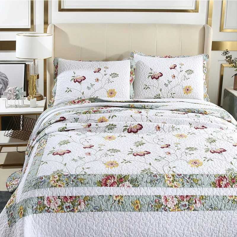 Christmas 3-Piece Embroidered Floral Cotton Quilt Set Elegant Lightweight Soft Bedspread Coverlet with 2 Pillow Shams FloralFull/Queen Y251126