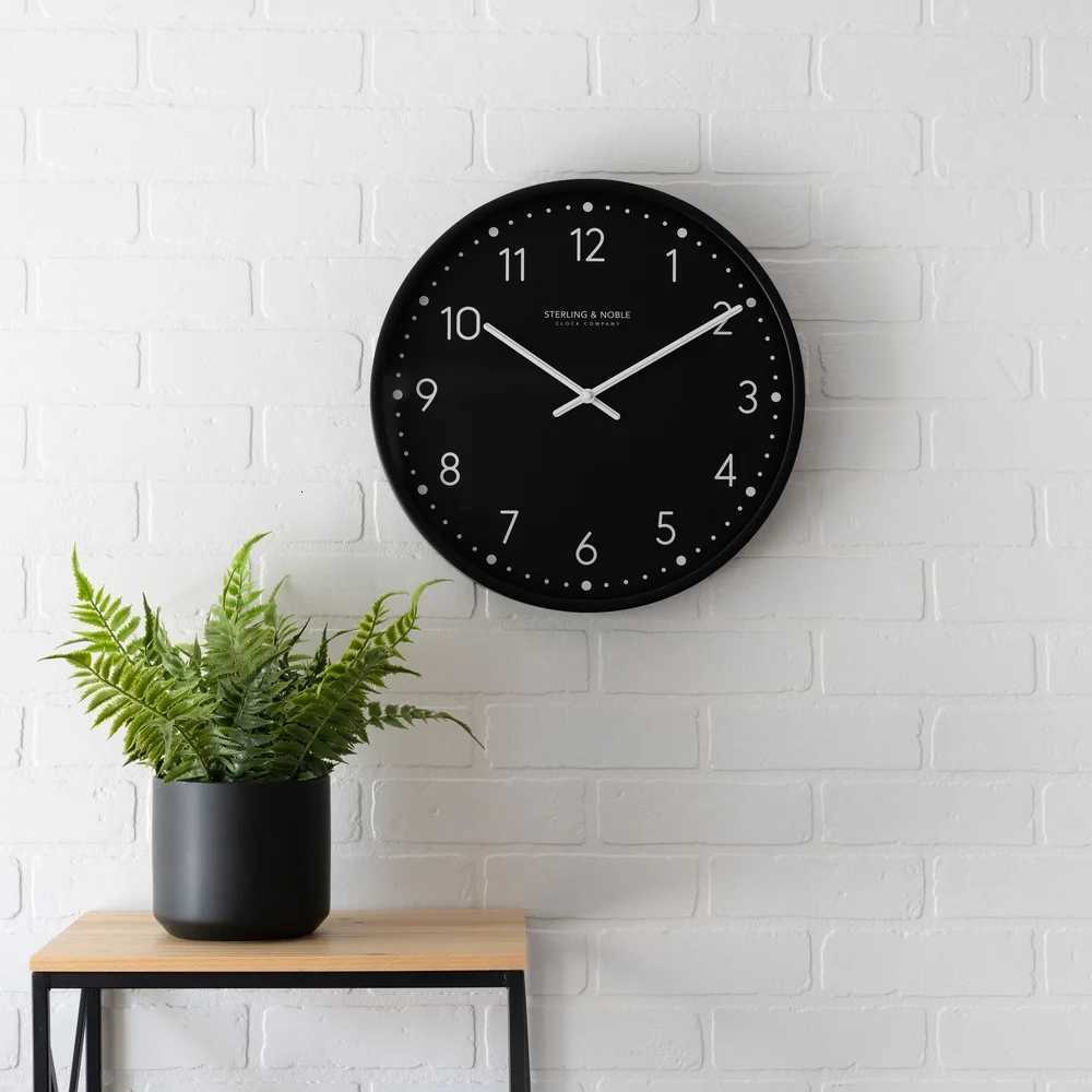 155 Inch Black Round Indoor Quiet Analog Wall Clock Modern Decorative Glass Lens Minimst Design Easy to Hang Home Office C251126