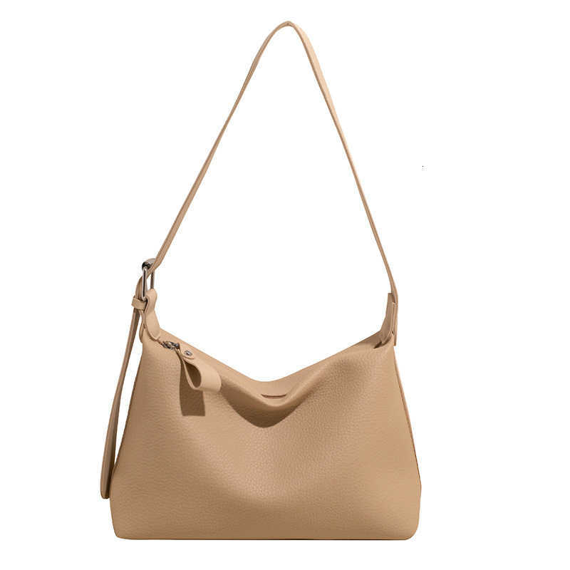 High-end style underarm bag for women, 2025 new model, fashionable and versatile, single shoulder bag, simple design, suitable for work and commuting.