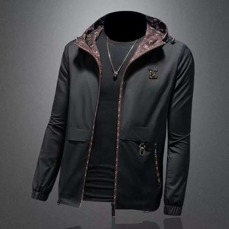 2025 European Spring Autumn New Men's Jacket With Chest Logo Lettering, Light Luxury Hooded Coat