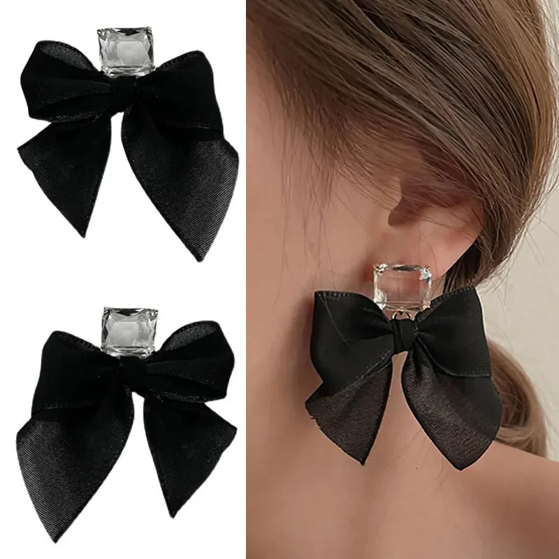 Fashion Jewelry Korean Sweet Black White Bowknot Women Earrings Sweet Fabric Lace Bow Fashion Drop Earrings Jewelry Gift 251125