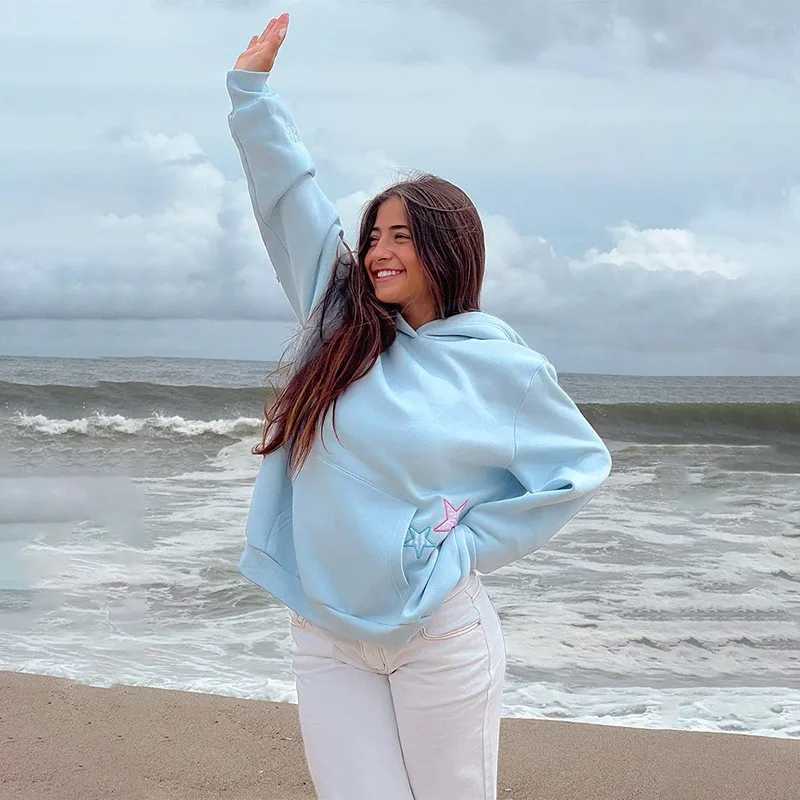 Womens Fleece-Lined Hoodie with Solid Color Star Print Kangaroo Pocket and Drawstring J251136